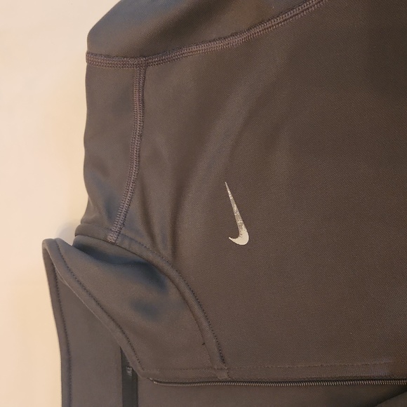 Nike Running Men's Quarter-zip, Long Sleeve DRI-FIT pullover - Picture 4 of 7